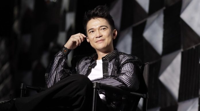 Jonathan Manalo Receives Multiple Accolades From 2025 Awit Awards And 47th CMMA; Garners 9.5B Music Streams