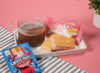 Perfect Sips for Every Slice: Dewberry Yogurt Cake Meets Its Match in These Delicious Drinks